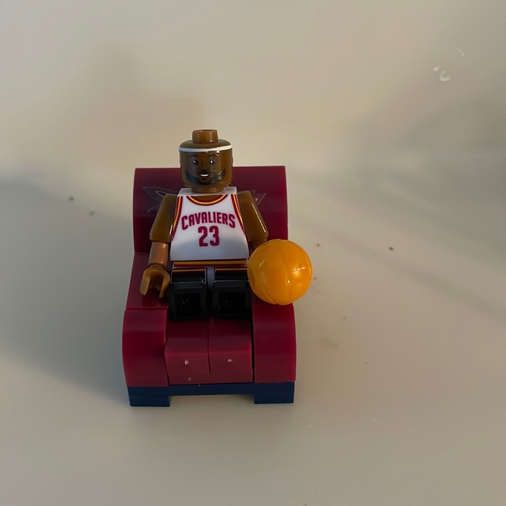 Lebron James OYO mini figure